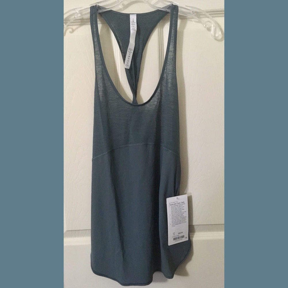 ❤️New with tags Lululemon top❤️